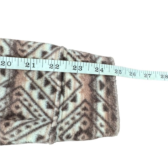 NWT Maurices Geo 1/4 Zip Microfleece Pullover Size M - Picture 9 of 13